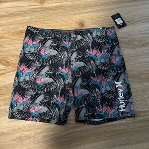 Men’s Hurley Boardshorts - Size 36 - NWT